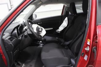 Suzuki Swift  picture 9