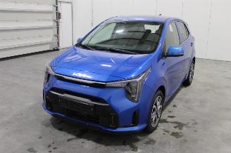 krockskadad bil auto Kia Picanto  2025/3