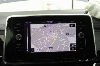 Volkswagen T-Roc  picture 13