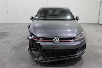 Volkswagen Golf  picture 5