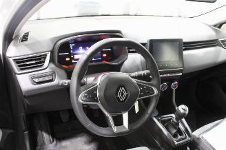 Renault Clio  picture 9