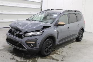 uszkodzony samochody osobowe Dacia Jogger  2025/6