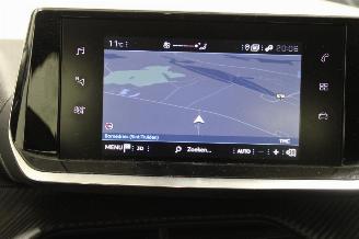 Peugeot 208  picture 14