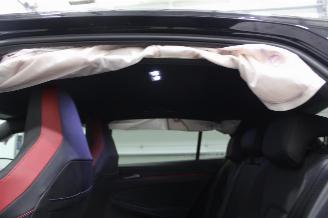 Volkswagen Golf  picture 12