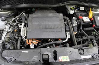 Peugeot 208  picture 15