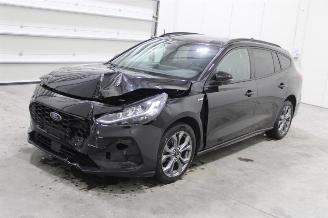 Voiture accidenté Ford Focus  2023/10