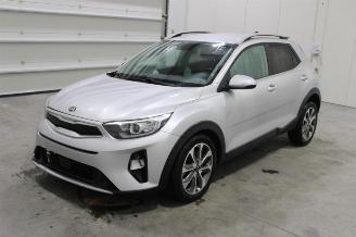 Unfallwagen Kia Stonic  2020/11