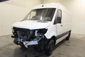 Vaurioauto  passenger cars Mercedes Sprinter  2024/2