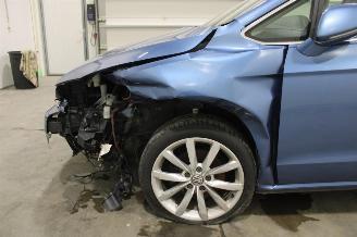 Volkswagen Golf  picture 7