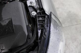 Renault Clio  picture 16