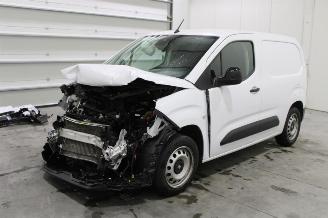 Coche accidentado Fiat Doblo  2025/4