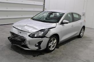 Vrakbiler auto Ford Focus  2019/6