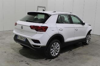 Volkswagen T-Roc  picture 3