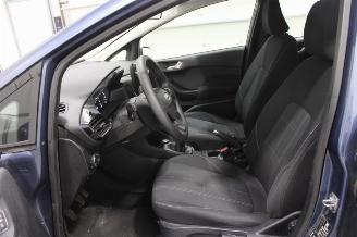 Ford Fiesta  picture 11