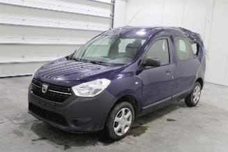 Vaurioauto  passenger cars Dacia Dokker  2020/6
