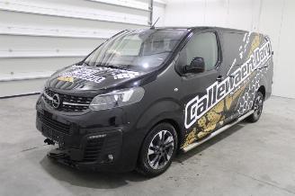 skadebil auto Opel Vivaro  2022/7