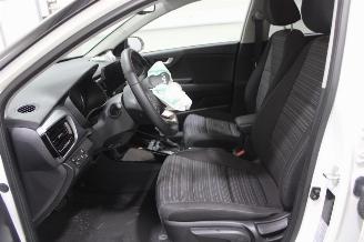 Kia Stonic  picture 11