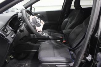 Renault Captur  picture 10