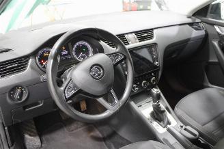 Skoda Octavia  picture 10