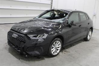 Schadeauto Audi A3  2024/3