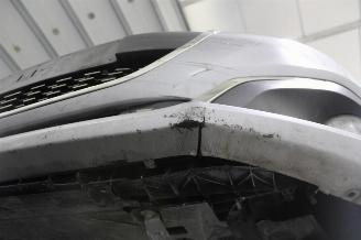 Peugeot 208  picture 16