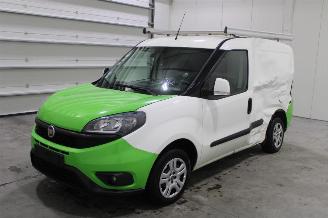 Uttjänta bilar auto Fiat Doblo  2020/11