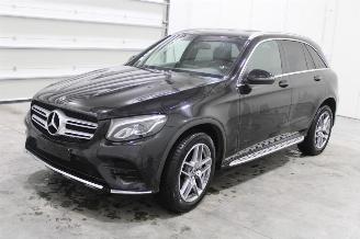 Vaurioauto  passenger cars Mercedes GLC 250 2017/7