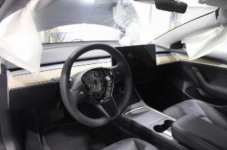Tesla Model 3  picture 10