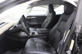 Tesla Model 3  picture 11