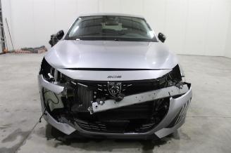 Peugeot 208  picture 7