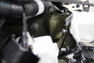 Peugeot 208  picture 15