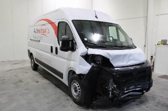 Peugeot Boxer  picture 2