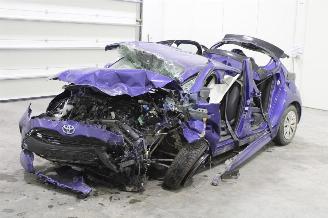 Vrakbiler auto Toyota Yaris  2023/12