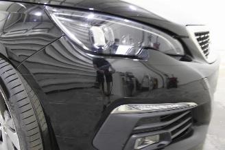 Peugeot 308  picture 9