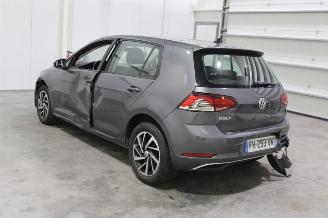 Volkswagen Golf  picture 4