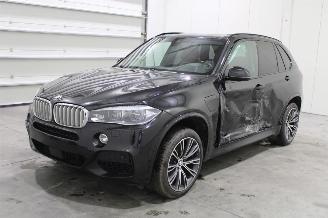 krockskadad bil auto BMW X5  2018/3