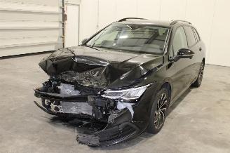 damaged passenger cars Volkswagen Golf  2024/9