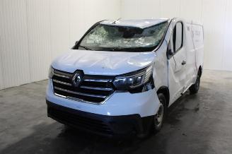 Autoverwertung Renault Trafic  2022/3