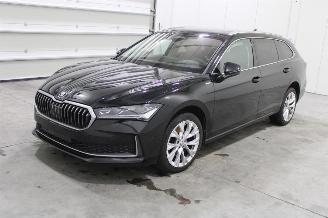 skadebil auto Skoda Superb  2024/6