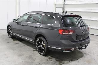 Volkswagen Passat  picture 4