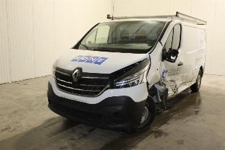Purkuautot passenger cars Renault Trafic  2021/10