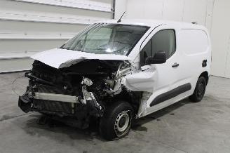 demontáž osobní automobily Citroën Berlingo  2022/10