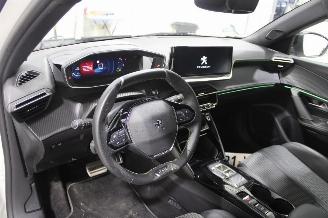 Peugeot 2008  picture 9