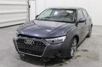 Unfallwagen Audi A1  2024/10