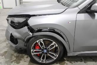 BMW iX1  picture 5