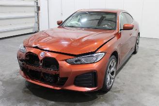Voiture accidenté BMW i4  2023/3