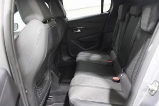 Peugeot 208  picture 11
