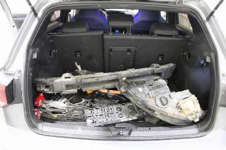 Volkswagen Golf  picture 21