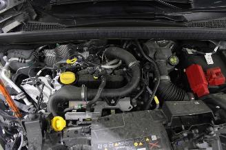 Renault Captur  picture 15