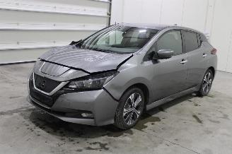 Coche accidentado Nissan Leaf  2021/6